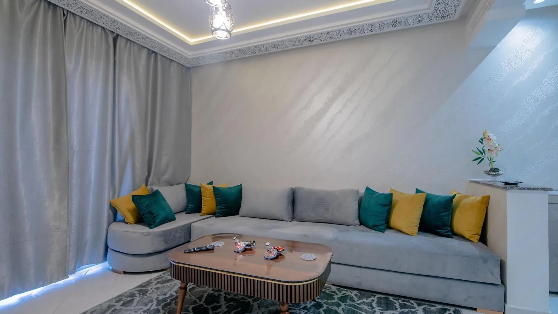 Luxury Seafront Apartment 99Sqm With 2 Bedrooms And Wi-Fi Unlimited Agadir