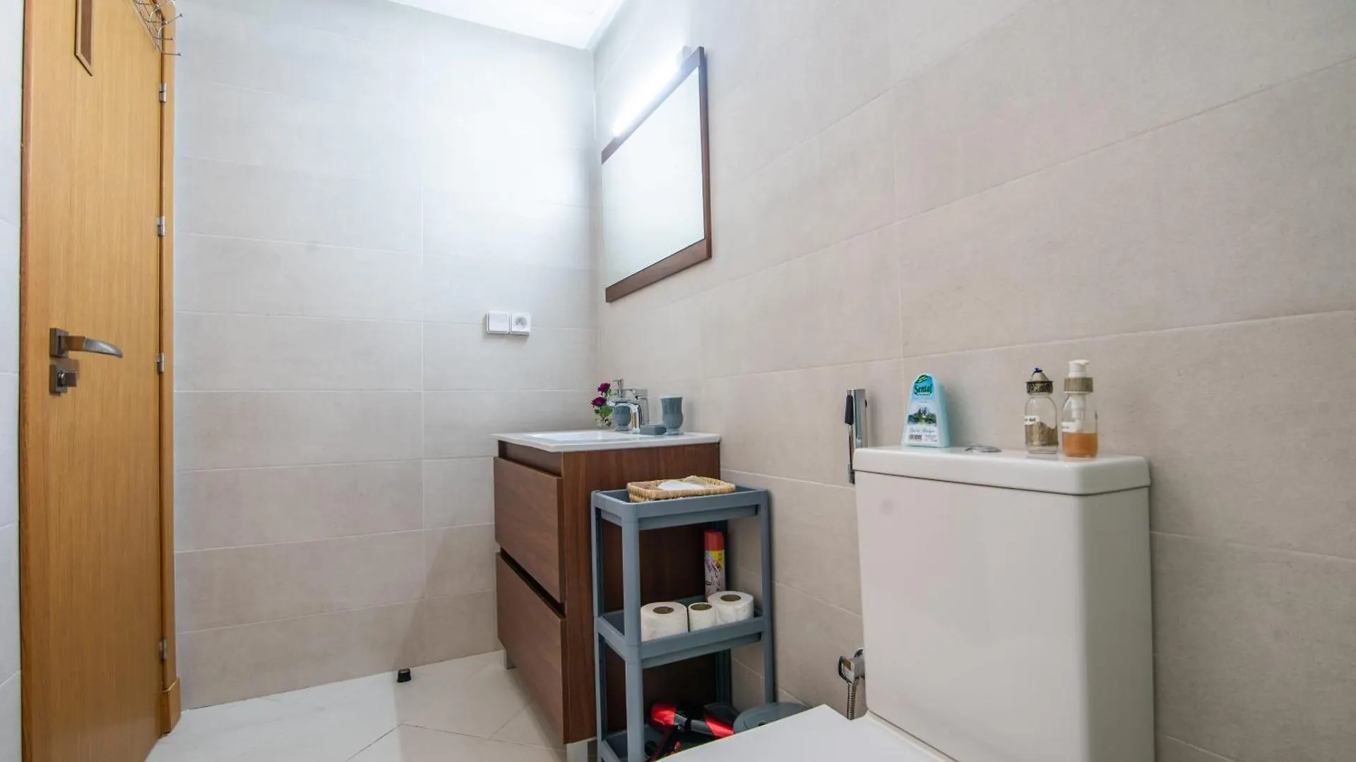 Luxury Seafront Apartment 99Sqm With 2 Bedrooms And Wi-Fi Unlimited Agadir 0*,  Fas