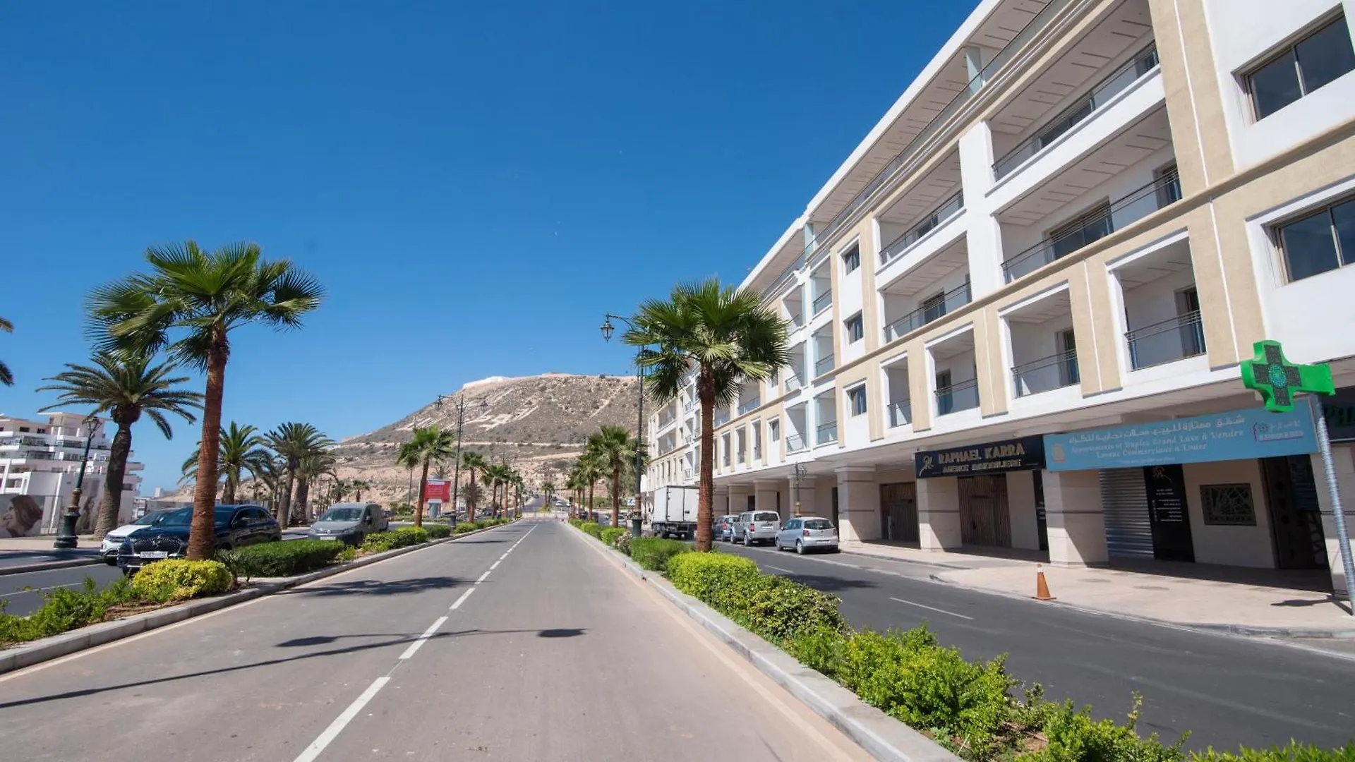 Luxury Seafront Apartment 99Sqm With 2 Bedrooms And Wi-Fi Unlimited Agadir 0*,
